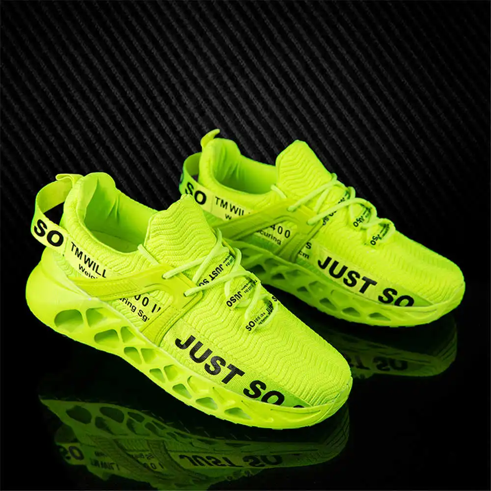 Luxury Lifestyle Training - Scarpe da passeggio scuri leggere da