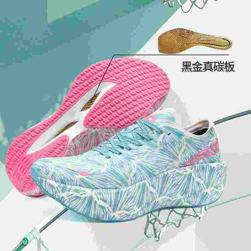 Scarpe da jogging di marca di  - Luxury Lifestyle Design recensione e prezzo