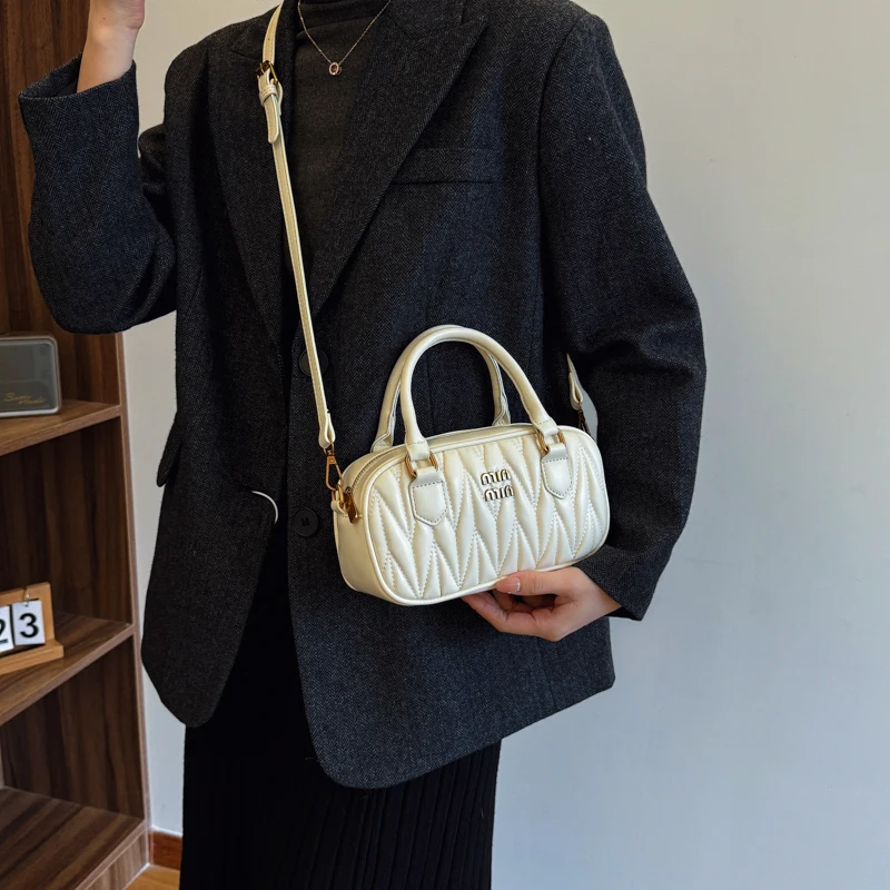 Borsa a Spalla Elegante in Pel - Luxury Lifestyle Design recensione e prezzo